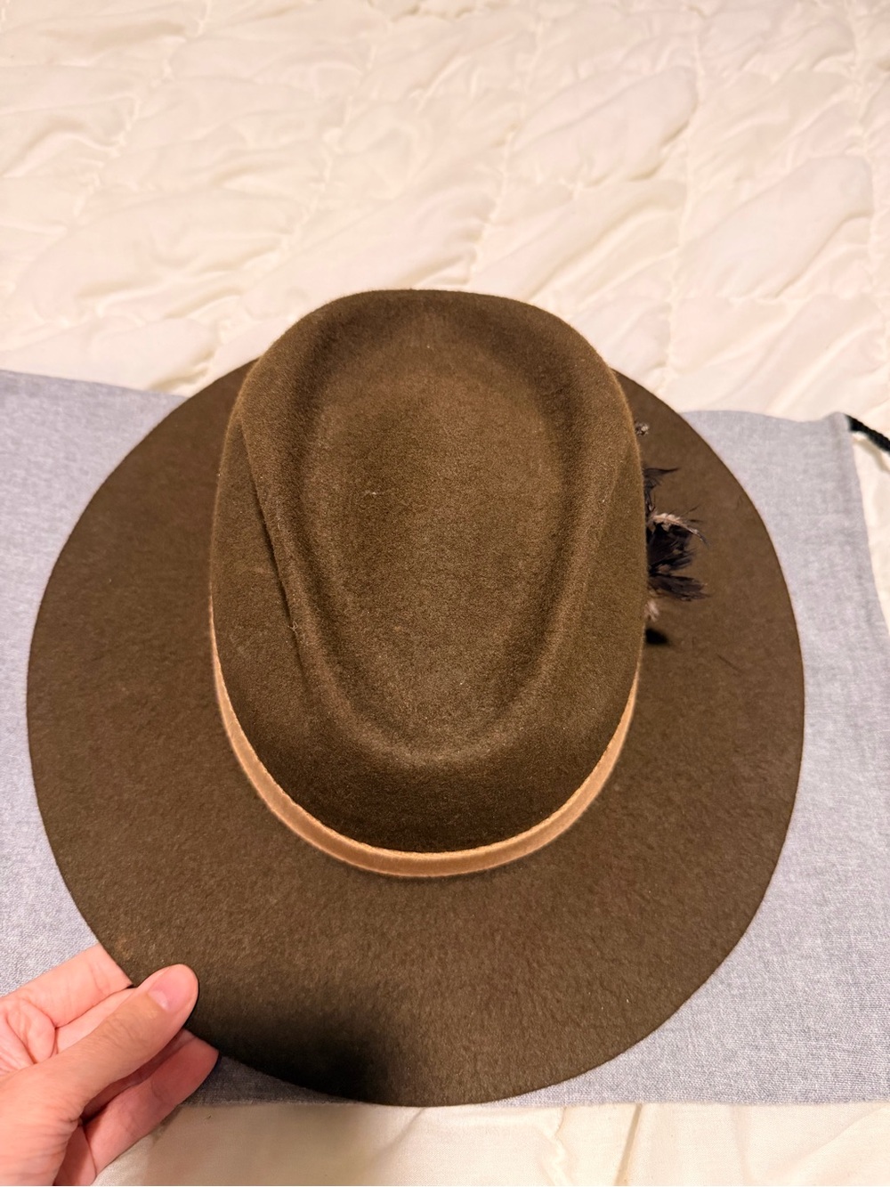 Wide-Brim Felt Fedora Hat in Olive Brown with Contrast Band vintage 100%